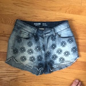 High rise patterned jean shorts